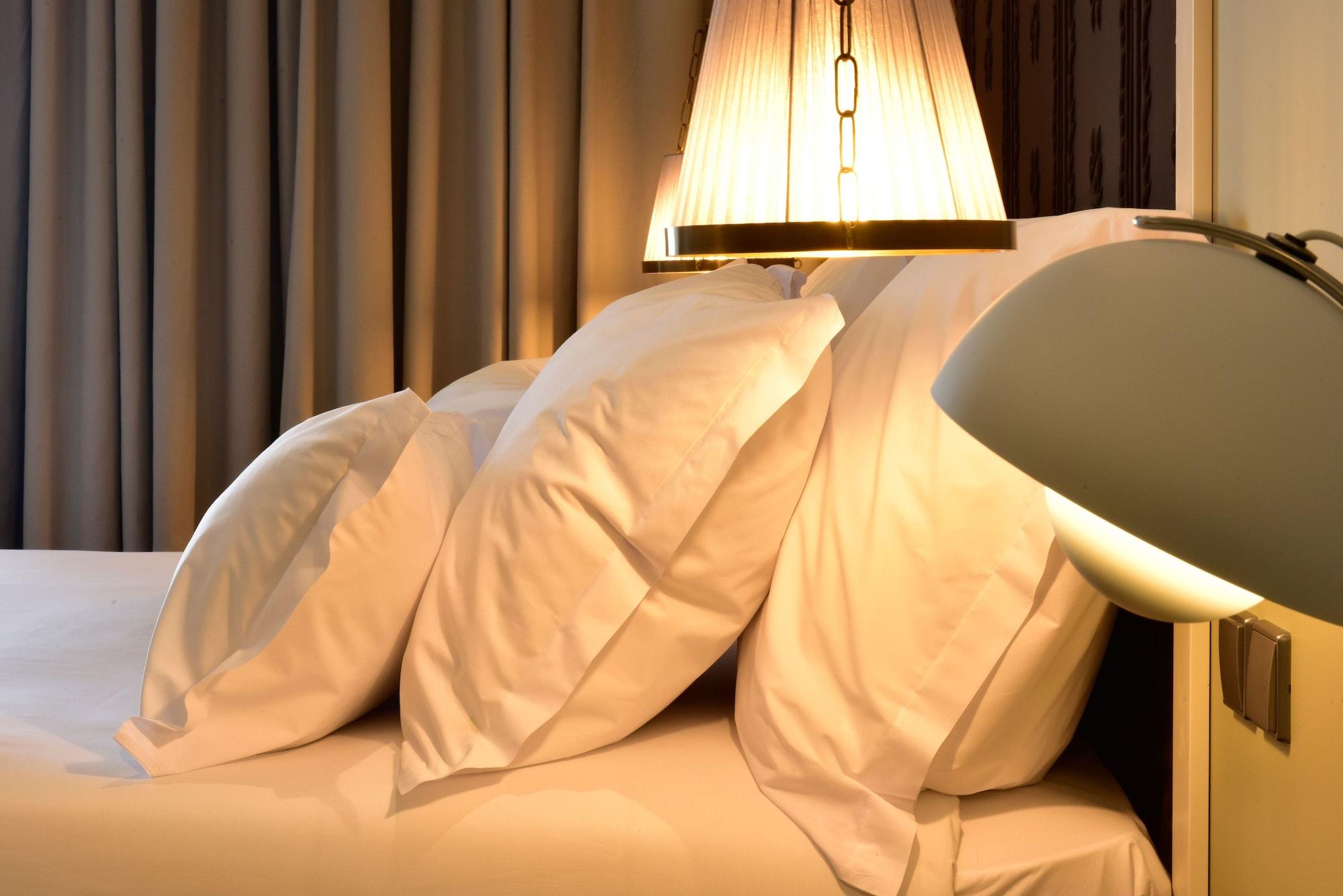 Pousada de Lisboa Praça do Comércio - Small Luxury Hoteles of the World Exterior foto Silk pillowcase