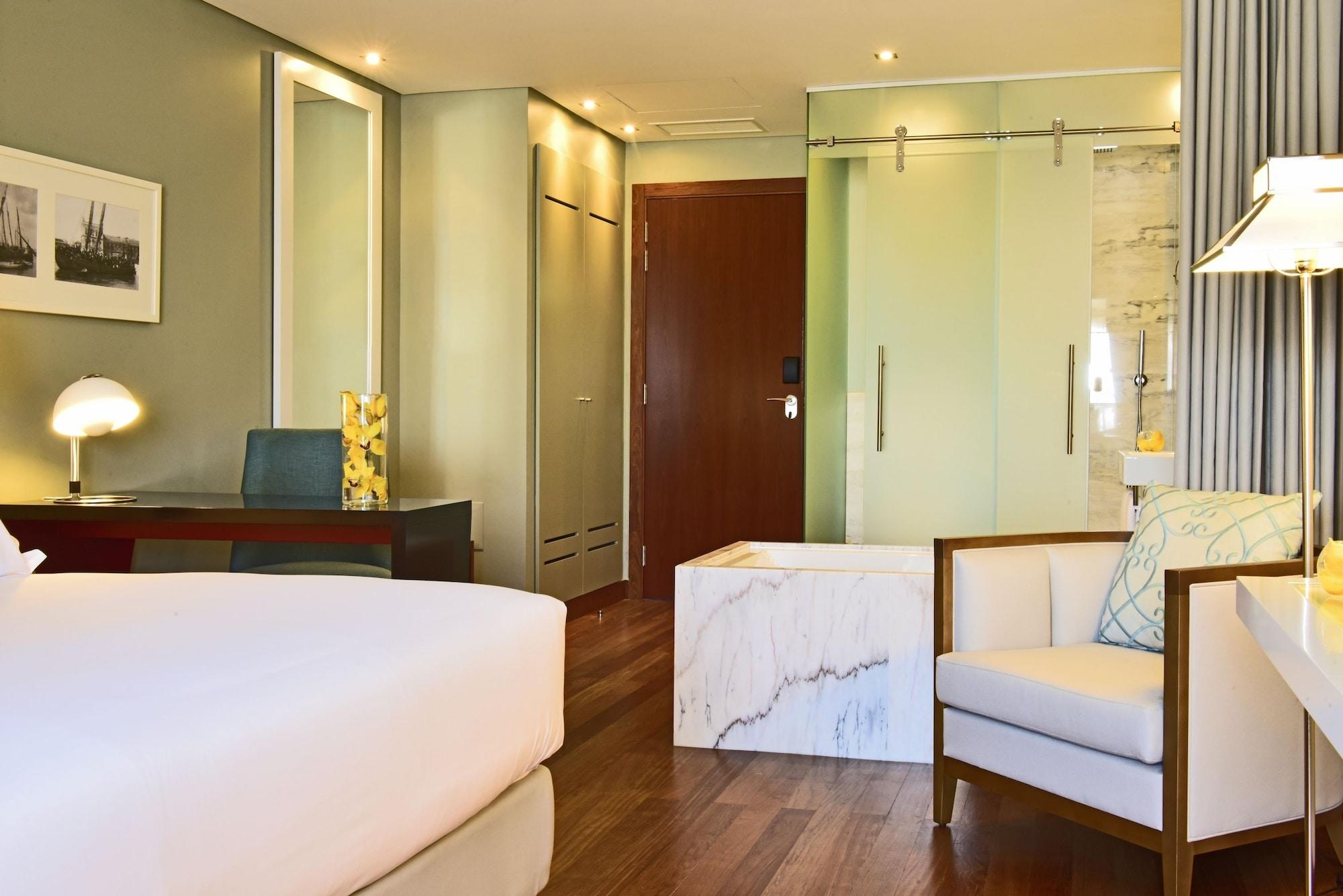 Pousada de Lisboa Praça do Comércio - Small Luxury Hoteles of the World Exterior foto A room at the hotel