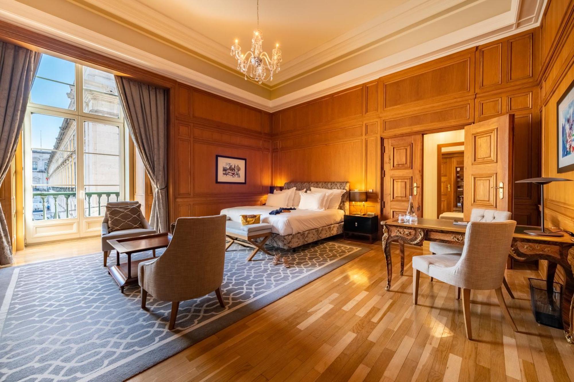 Pousada de Lisboa Praça do Comércio - Small Luxury Hoteles of the World Exterior foto A suite at the hotel