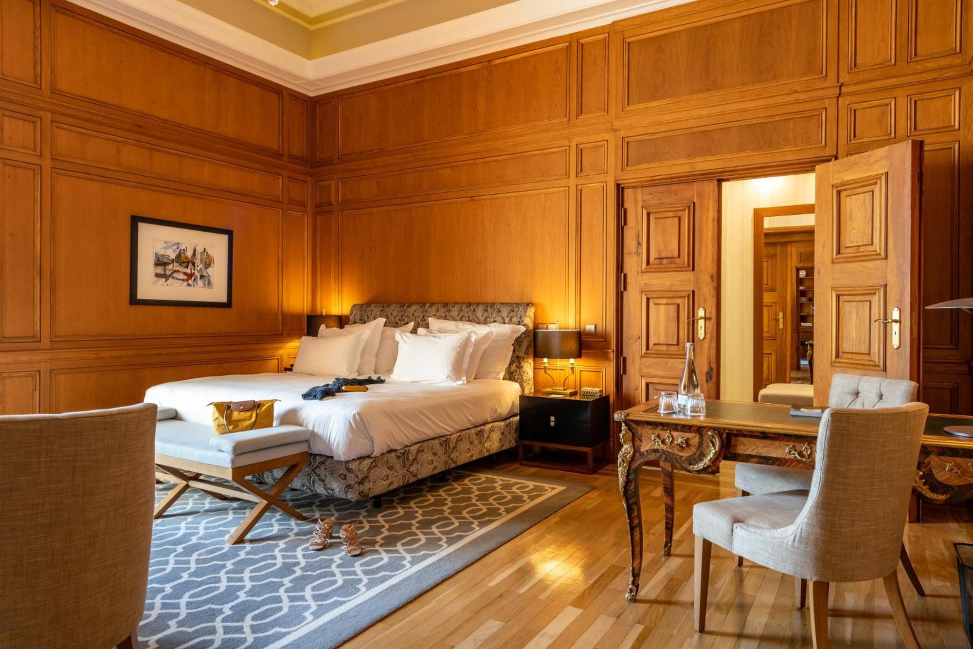 Pousada de Lisboa Praça do Comércio - Small Luxury Hoteles of the World Exterior foto A bedroom at the hotel